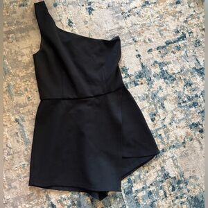 Elegant Black One-Shoulder Romper